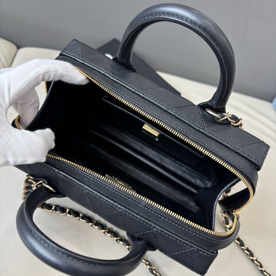 【近新閒置品】香奈兒 Chanel 22B黑金化妝盒子包芯片款手提斜挎側背包鏈條包-7