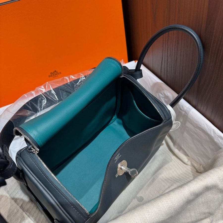 近新品 HERMES愛馬仕 Lindy26 盧梭綠拼孔雀綠-8