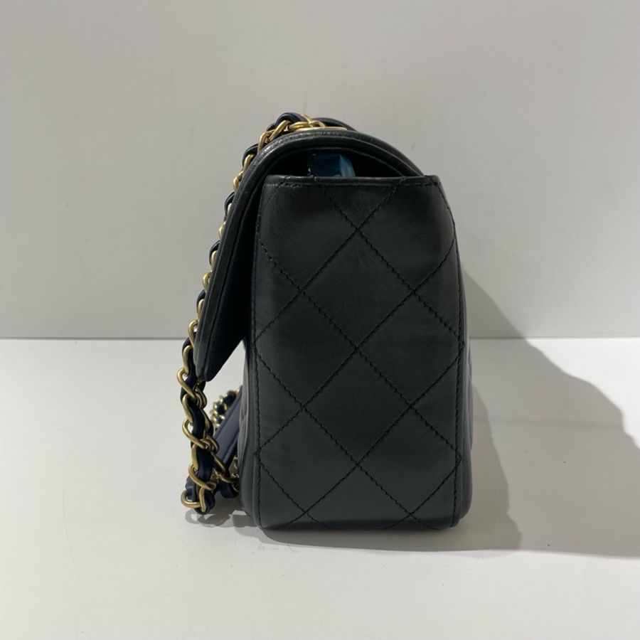 CHANEL香奈兒季節款藍黑金扣CF扣鏈條單肩斜挎包 20開 31*8*16cm🈚附件-3