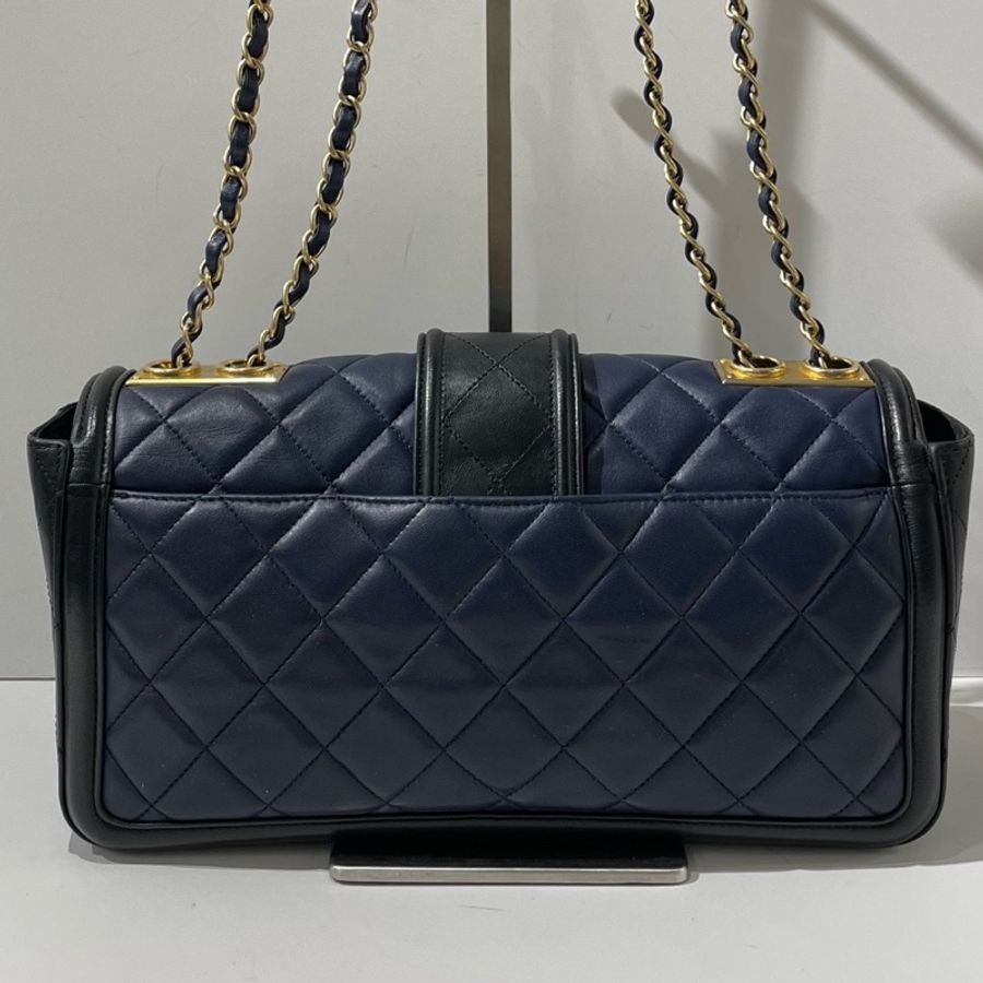 CHANEL香奈兒季節款藍黑金扣CF扣鏈條單肩斜挎包 20開 31*8*16cm🈚附件-9