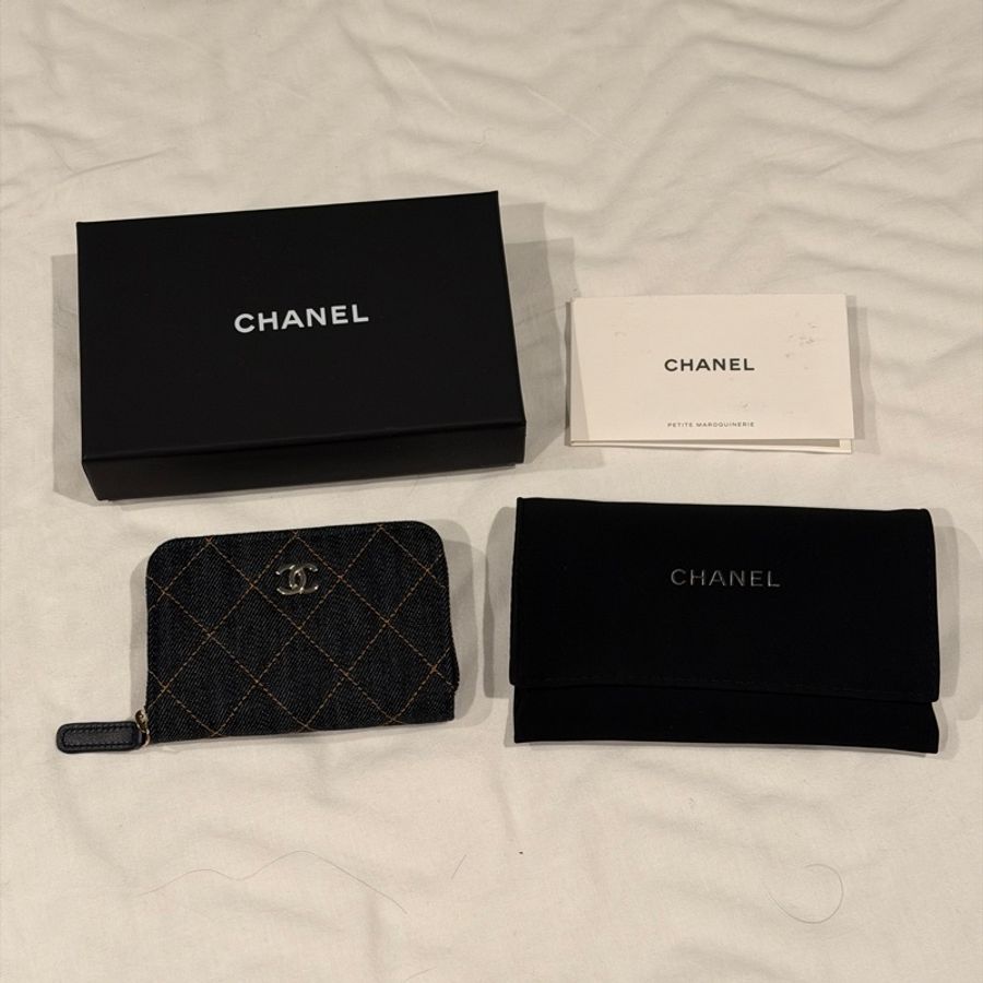 618限時特賣💖914intheair 『全新全配』Chanel💙季節限量單寧ㄇ字卡包零錢包卡夾-3