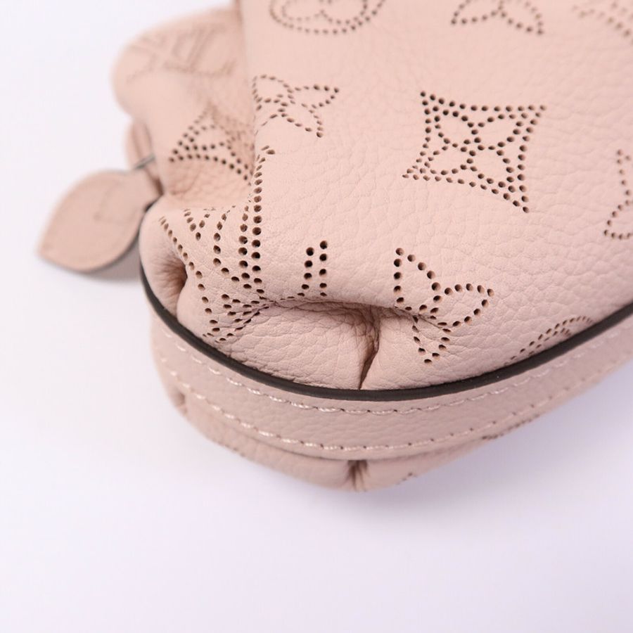LOUIS VUITTON Monogram Mahina Scala Mini Pouch肩背袋-10