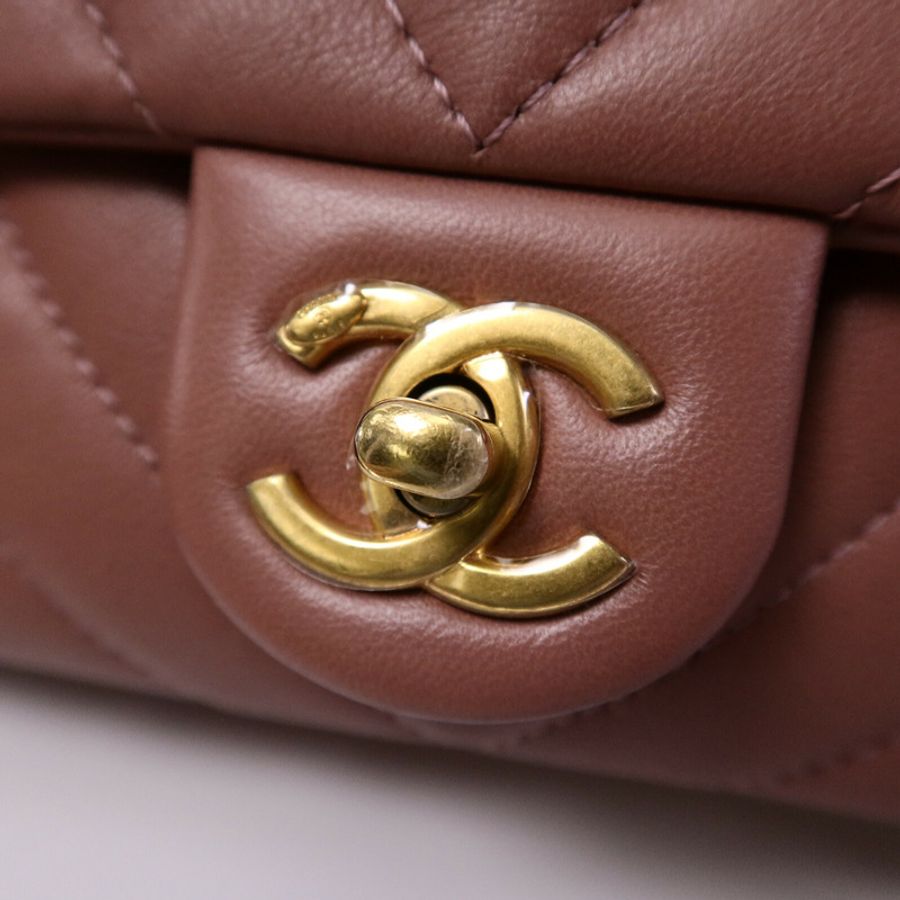 CHANEL 羊皮皮革Chain shoulder鏈帶肩背袋-6