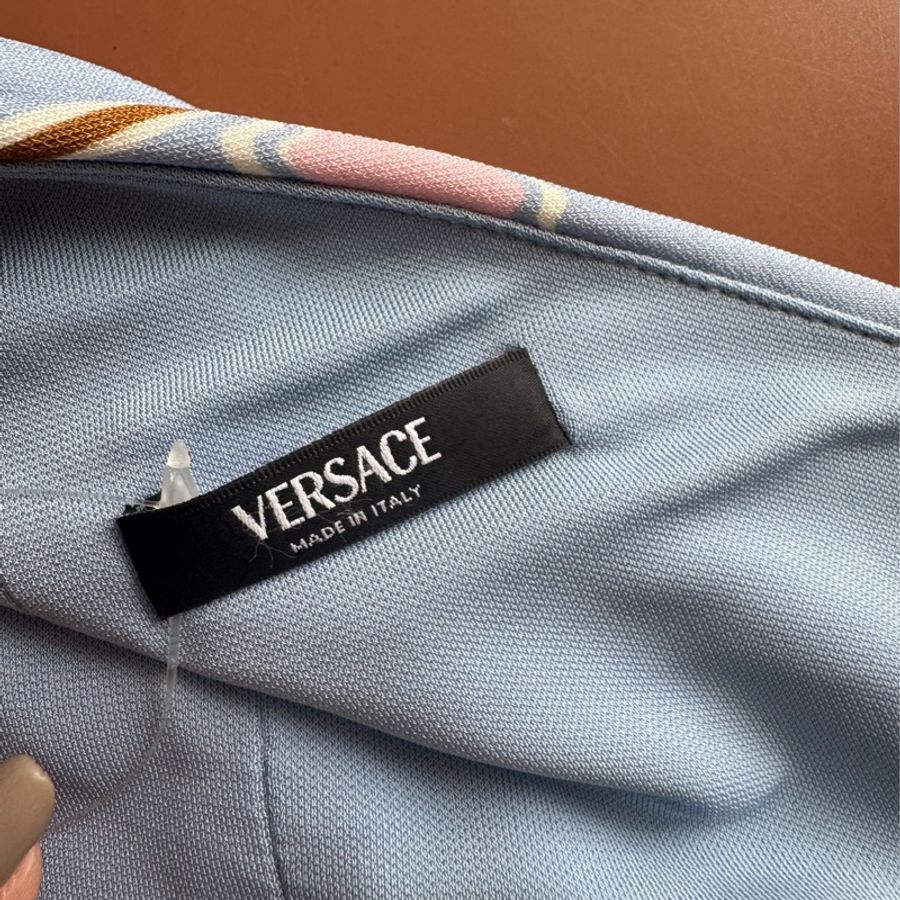 Versace 藍色粉花朵斜肩無袖上衣42號-9