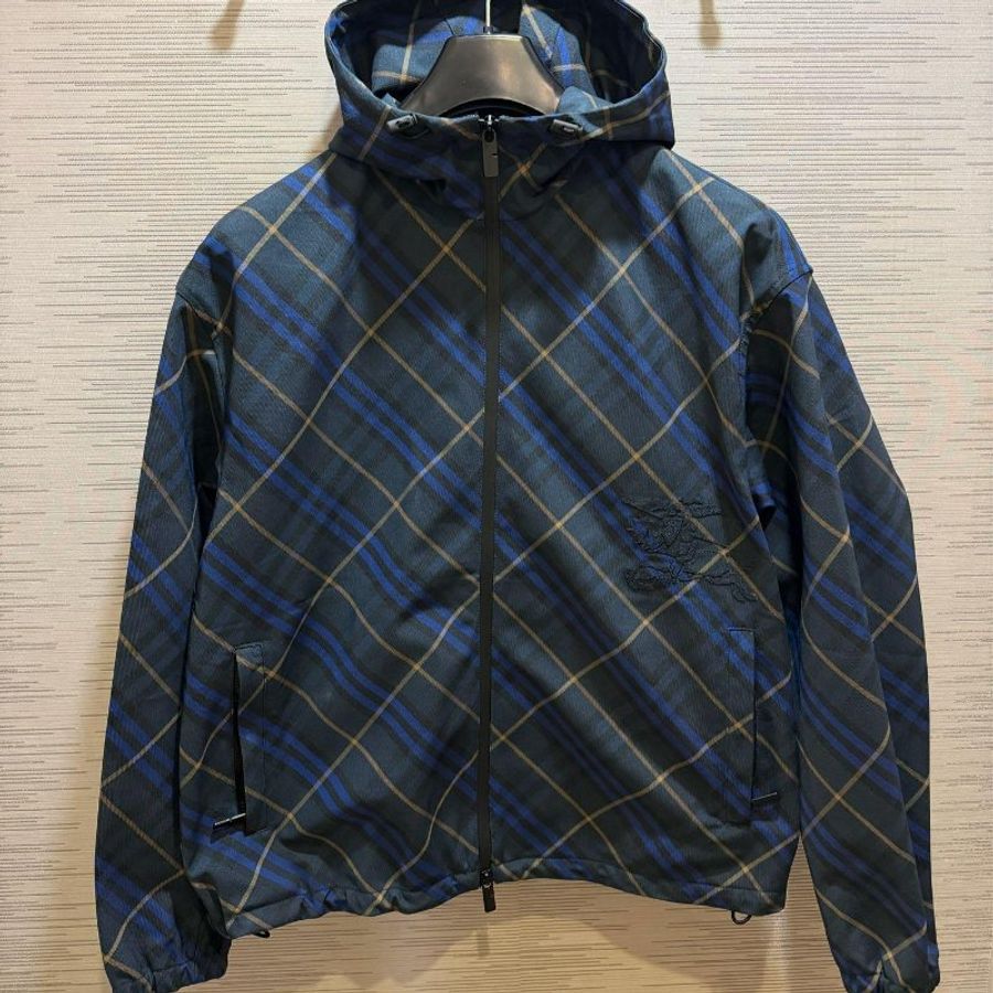 💎Han's house精品服飾💎BURBERRY 戰馬 騎士 刺繡 連帽 外套 風衣 原價42500-5