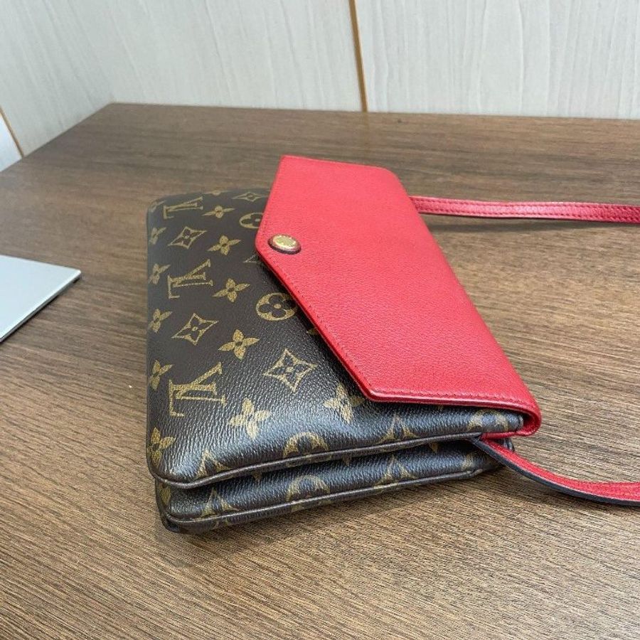路易威登/Louis Vuitton 老花 紅色郵差包-3