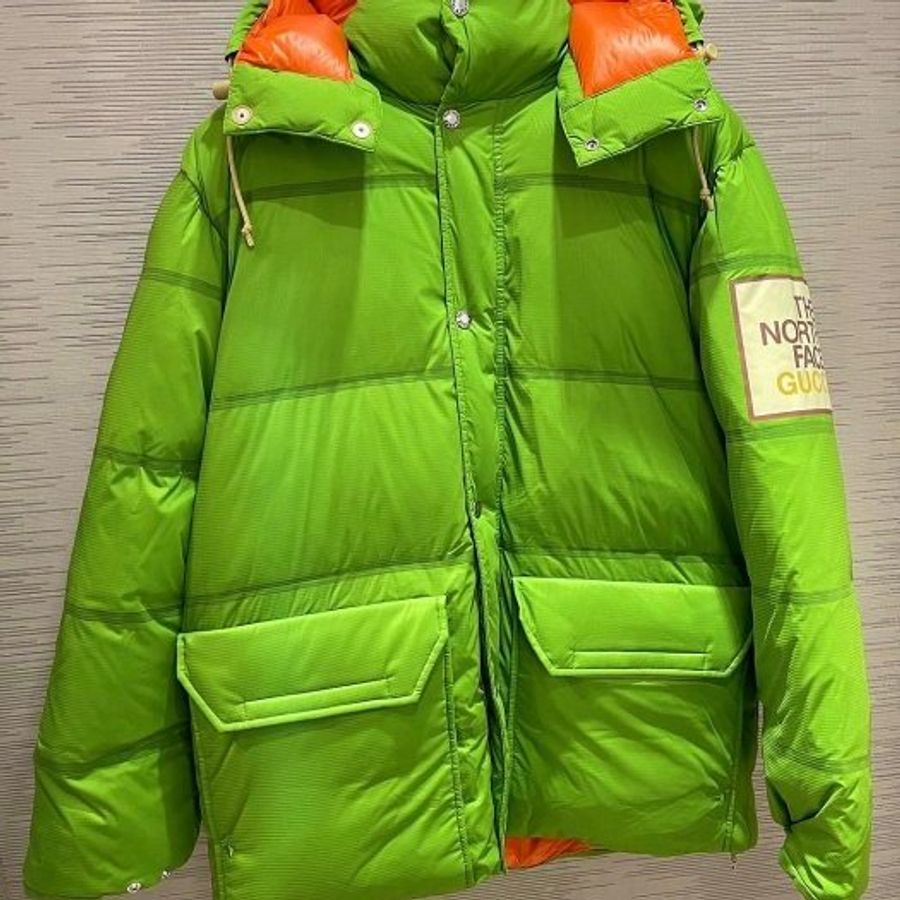 💎Han's house精品服飾💎 GUCCI 聯名 The North Face 羽絨 連帽可拆 外套 義大利製  現貨 L 原價 95000-0