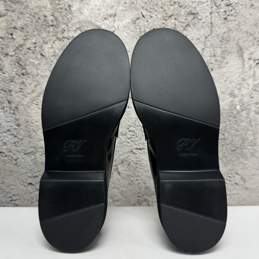 僅試穿Roger vivier RV 鑽扣樂福鞋 碼數：36.5 碼 🈚附件-9