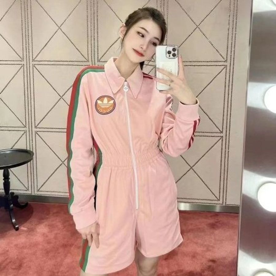 💎Han's house精品服飾💎 GUCCI 古馳 聯名 愛迪達 adidas 連身褲  現貨 S 原價61600-0