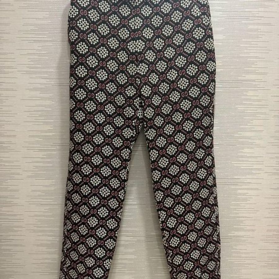 💎Han's house精品服飾💎GUCCI 古馳 滿版 LOGO 西裝褲 長褲  現貨42 原價35000-0