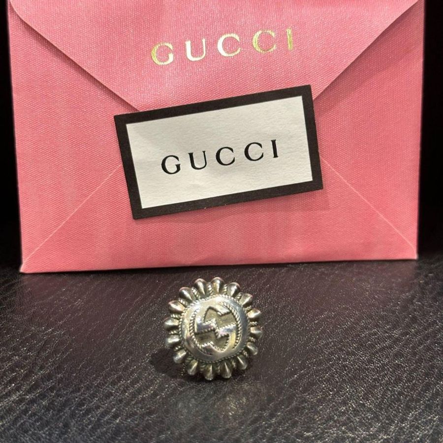 💎Han's house精品服飾💎GUCCI 古馳 雙G 刻花 胸針 純銀 復古款 義大利製 現貨 原價9800-0