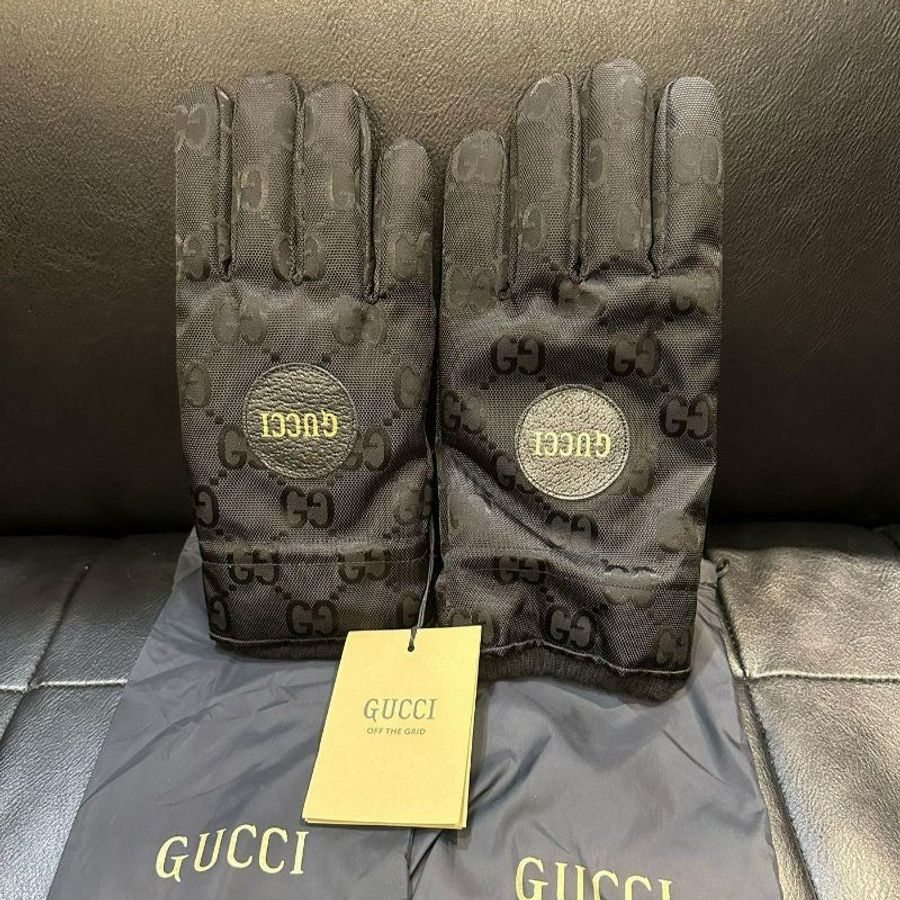 💎Han's house精品服飾💎GUCCI 老花 手套 現貨M-0