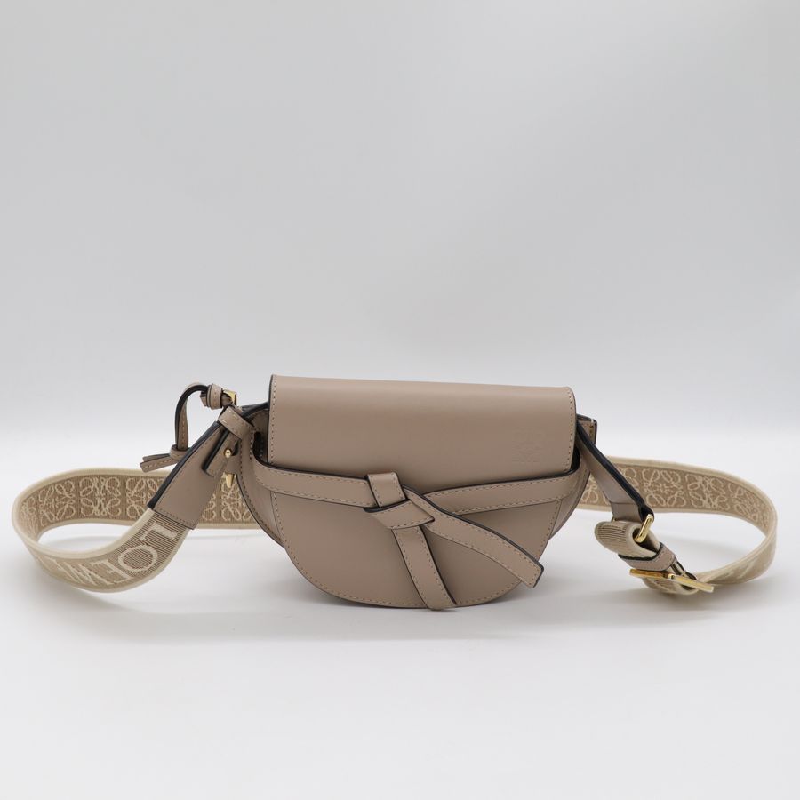 Loewe 羅威 Mini Gate 燕麥色 牛皮 斜挎包 單肩包-1