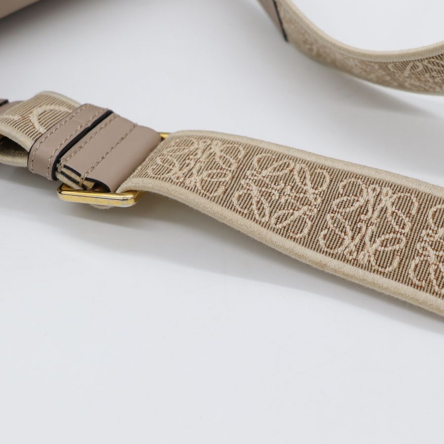 Loewe 羅威 Mini Gate 燕麥色 牛皮 斜挎包 單肩包-18