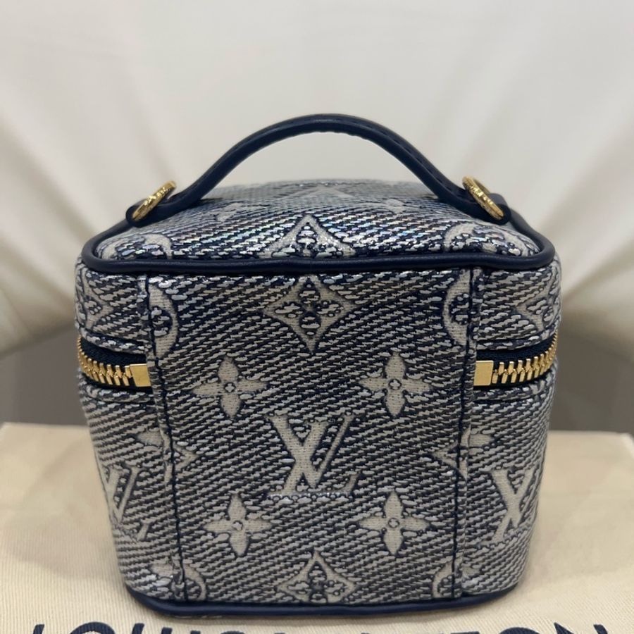 ✨99新LV/路易威登 Micro Vanity mini水洗牛仔化妆盒手提包斜背包23年夏日限定款 金色五金 可拆卸链条肩带 成色很好-3