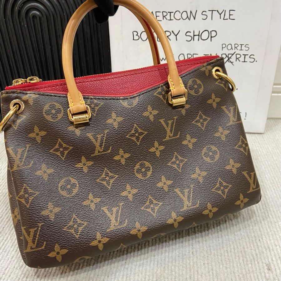 98新❤️LV 路易威登 pallas 傳奇bb手提斜挎包 精緻小巧 但是很能裝-5