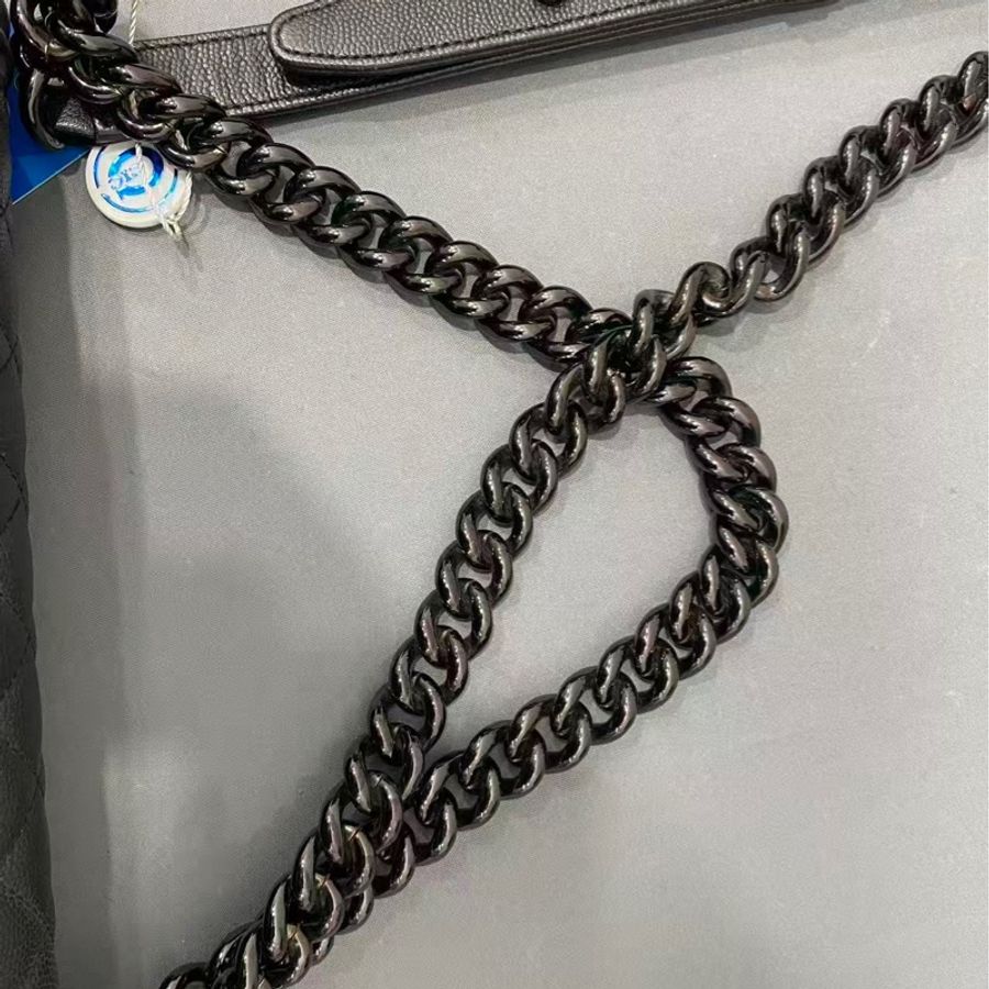 Chanel • Le Boy 25 全黑荔枝牛皮 So Black 全配-16