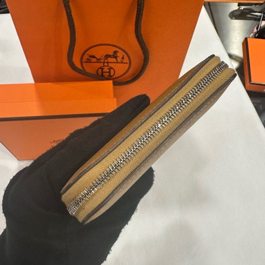 近新閒置B刻🌟Hermes Silk In 短夾 餅乾色｜Classic Trend CT精品｜台北東區實體-4