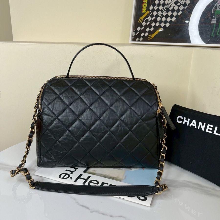 Chanel 23C 黑金保齡球包｜27cm 大容量輕盈款🎱-6