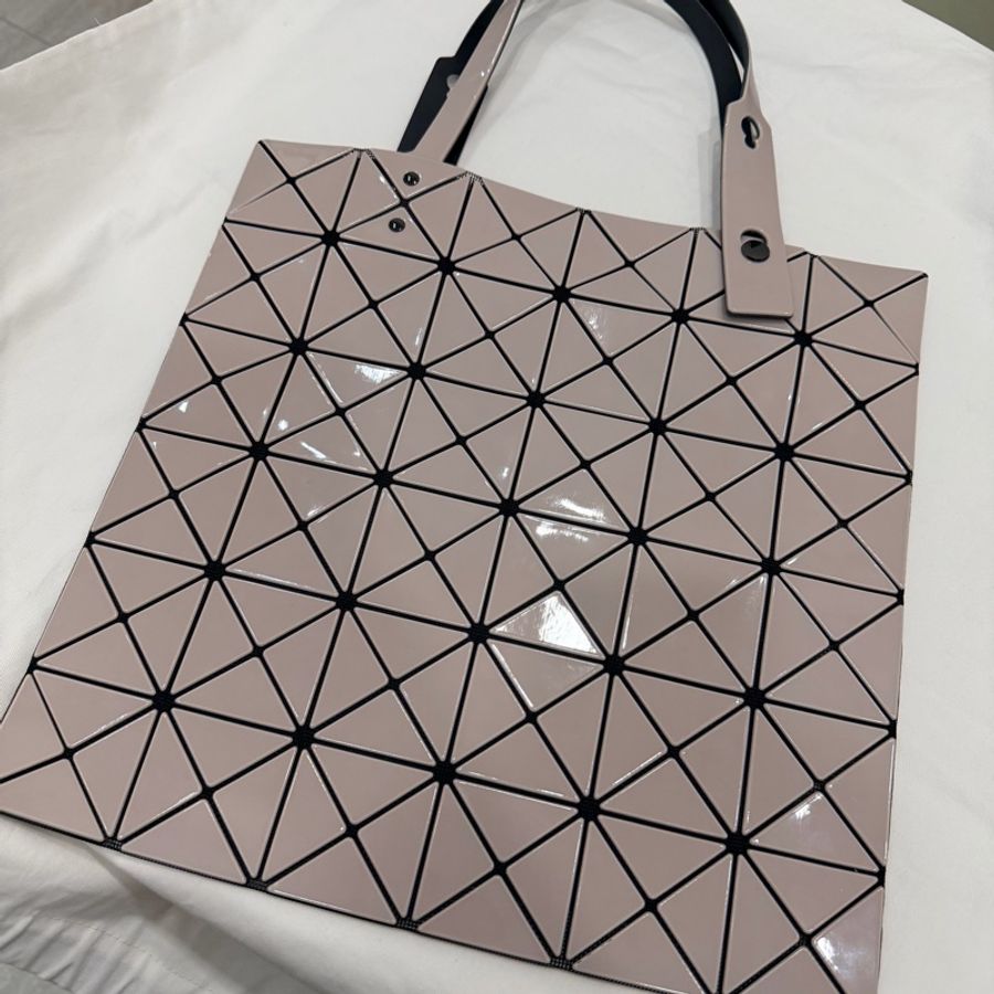 ISSEY MIYAKE 三宅一生 BAO BAO 雙色 六格 手提包 肩背包-8