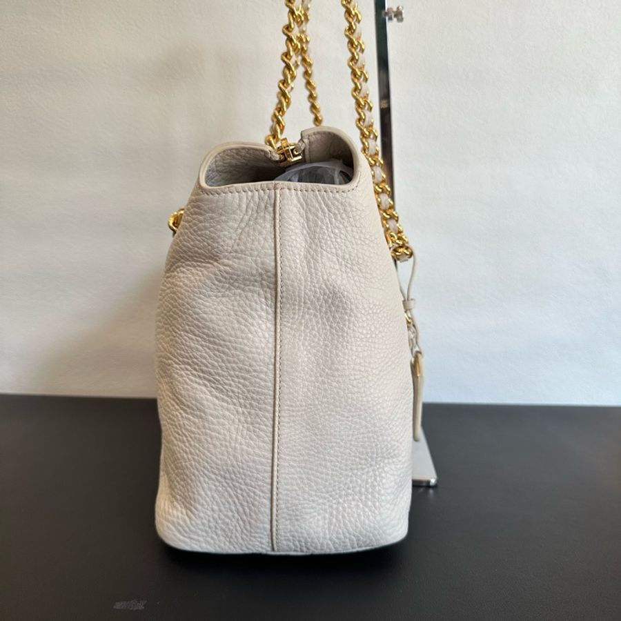 Prada • 白金荔枝牛皮托特包-5