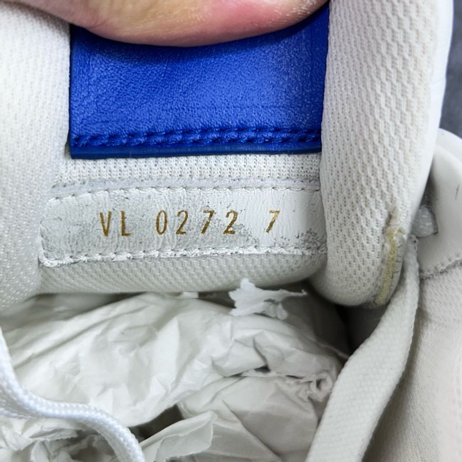 Louis Vuitton 路易威登 LV 白藍浮雕 Trainer 休閒鞋 尺碼：41碼-6
