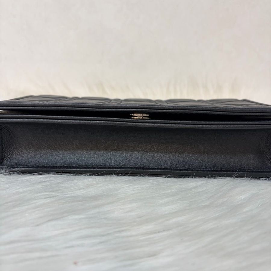 DIOR LADY DIOR S0204 黑皮 金釦 woc 手拿包 斜背包-5