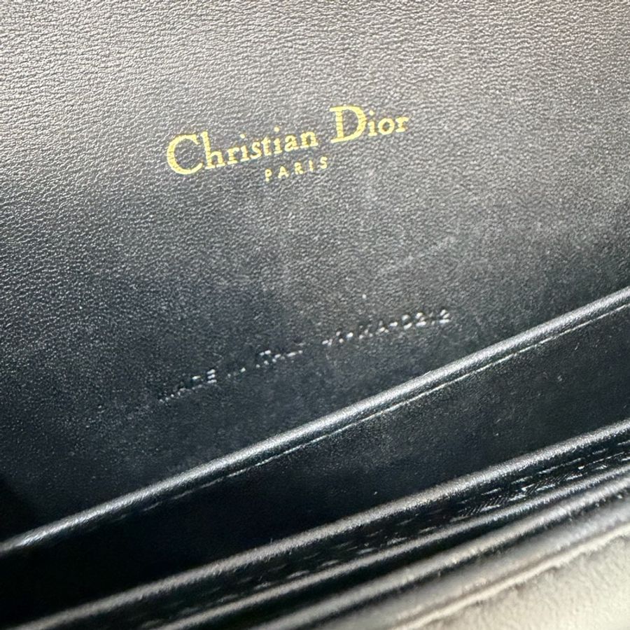 DIOR LADY DIOR S0204 黑皮 金釦 woc 手拿包 斜背包-33