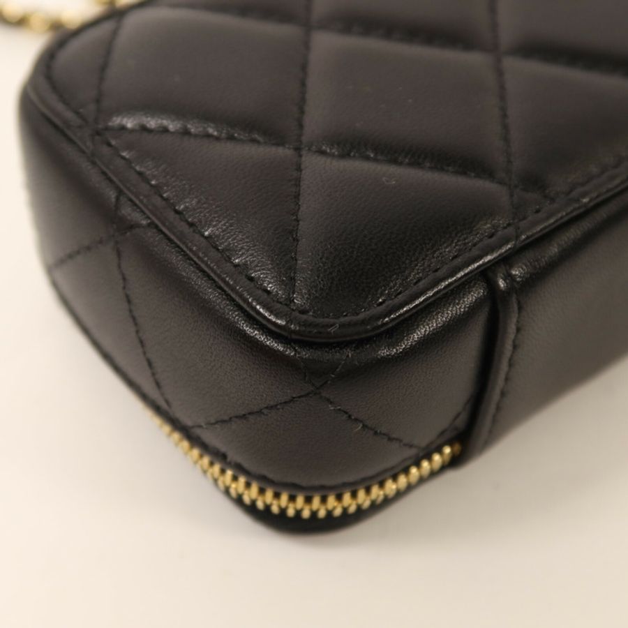 CHANEL 羊皮皮革Mini Vanity Case鏈帶肩背袋-13