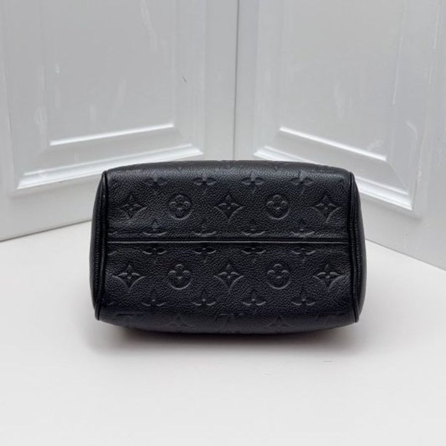 芯片款 路易威登/Louis Vuitton Speedy 20 黑色壓紋牛皮枕頭包-4