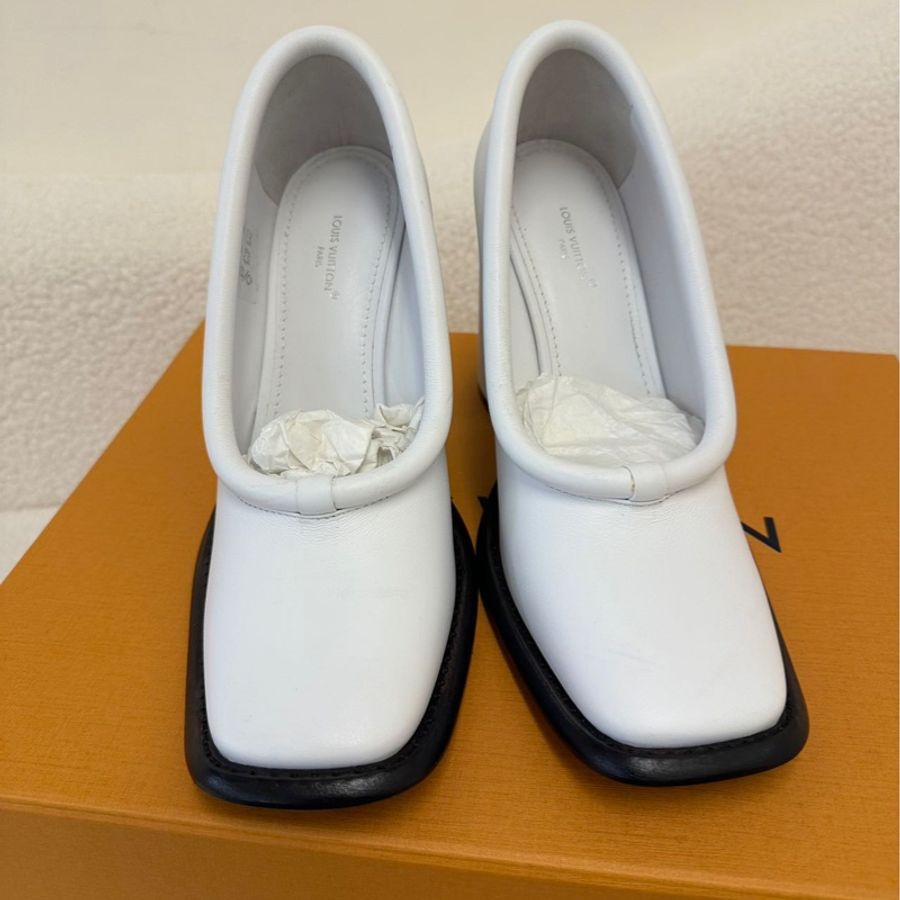 LV 白色大頭鞋 39 碼 僅試穿-17