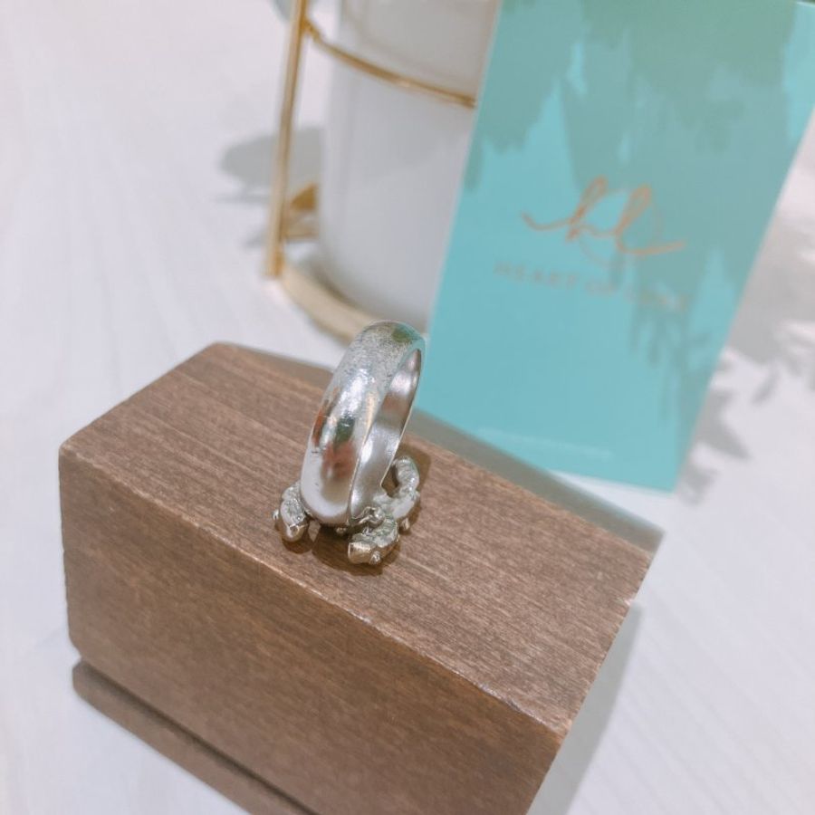TK2046 Chanel 香奈兒CC扣指輪 CC Crystal Encrusted Baroque Ring-17