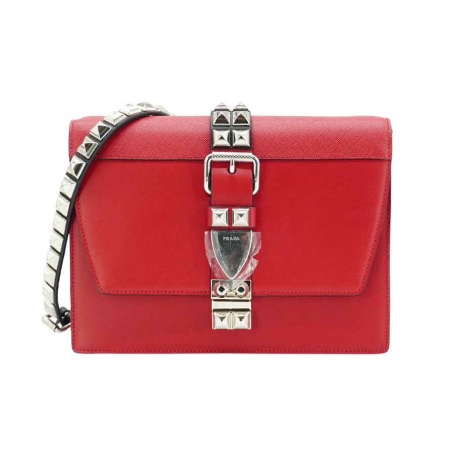 Prada 展示品 Saffiano Eleltra 銀釦全皮鉚釘鍊帶斜背包(1BD120-紅)-1