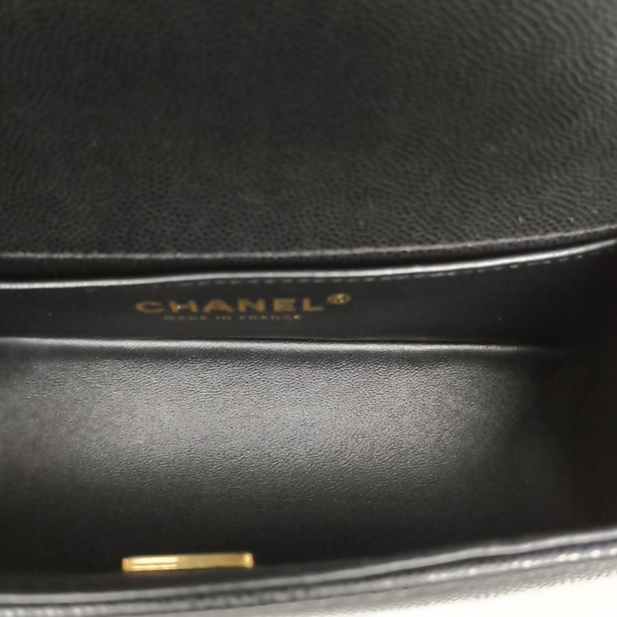 CHANEL 23B字母手柄黑色荔枝牛皮晶片leboy小號-5