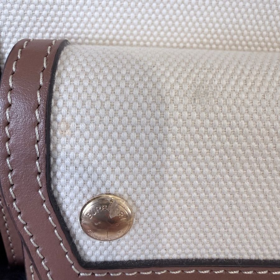 BURBERRY✨8031746 POCKET雙色帆布郵差包斜背包手提包-31