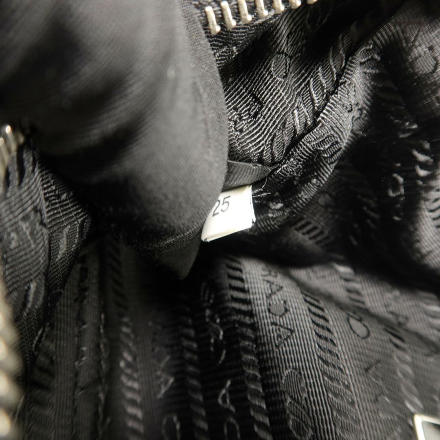 PRADA 尼龍Re-Edition 2005鏈帶肩背袋-6
