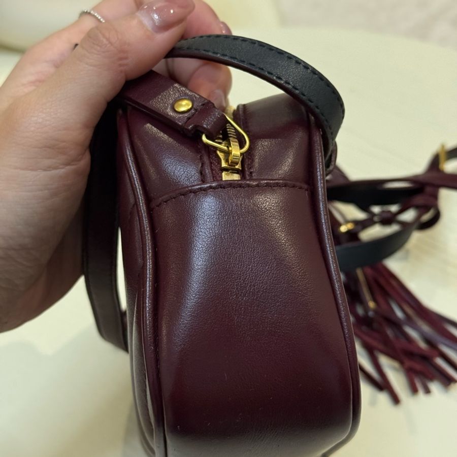 YSL流蘇牛皮小包-15