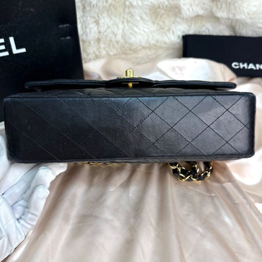 Chanel CLASSIC FLAP CF 黑色 菱格紋 羊皮 中號 金扣-6