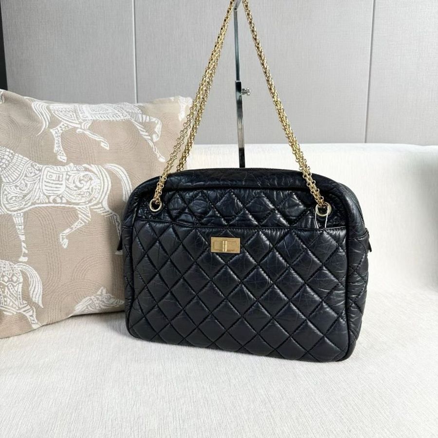 Chanel 黑金2.55鏈條相機包 黑色 金扣 油蠟皮 32*23*10 99新配件塵袋-4