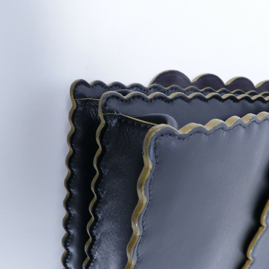 FENDI 牛皮皮革Kan I鏈帶肩背袋-11