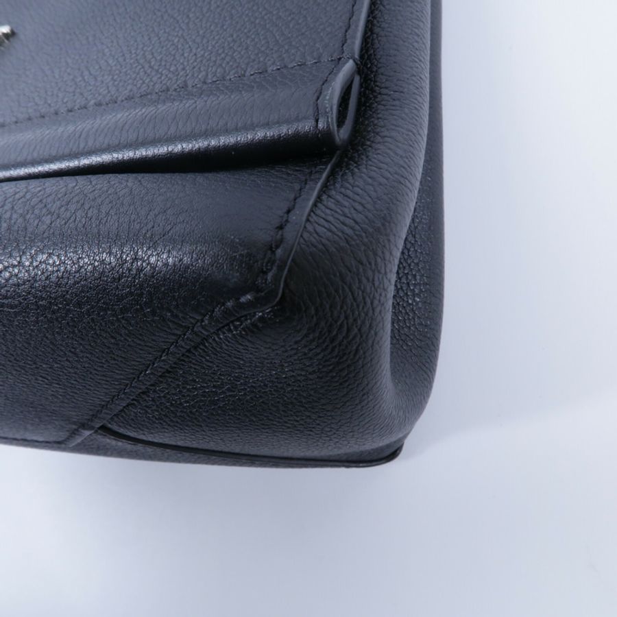 LOUIS VUITTON 牛皮皮革Lockme II手挽肩背兩用袋-11