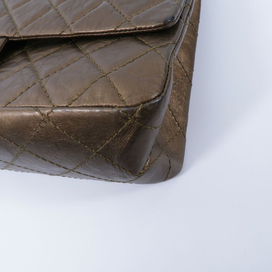 CHANEL 牛皮皮革2.55 Medium鏈帶肩背袋-12