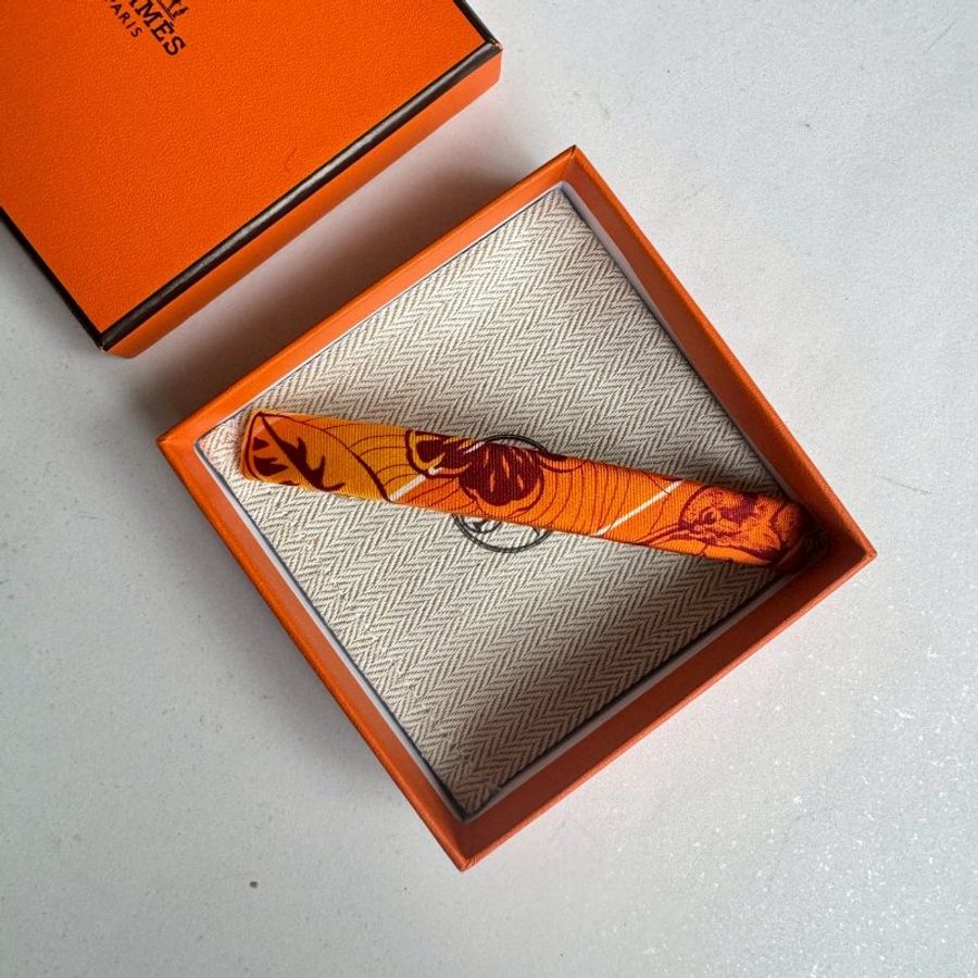 🎊海島必備單品💥Hermes 橘色春夏風閣格花朵髮夾-1