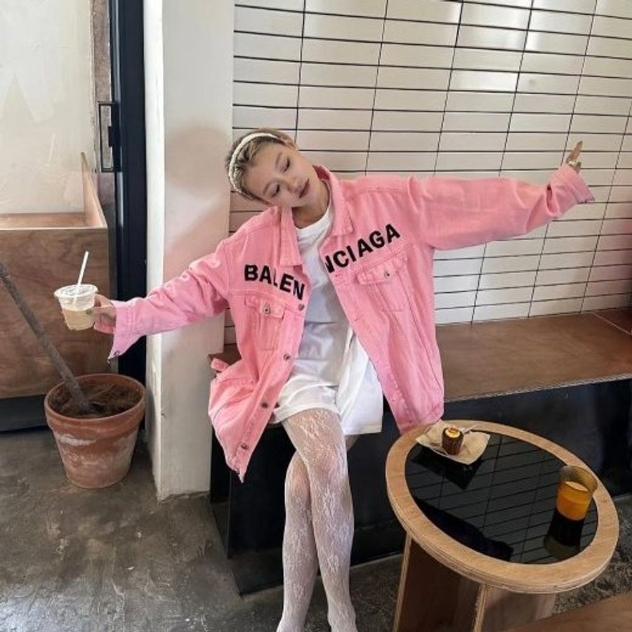 💎Han's house精品服飾💎Balenciaga 巴黎世家 刺繡 牛仔 外套 寬版 現貨S原價57000-3