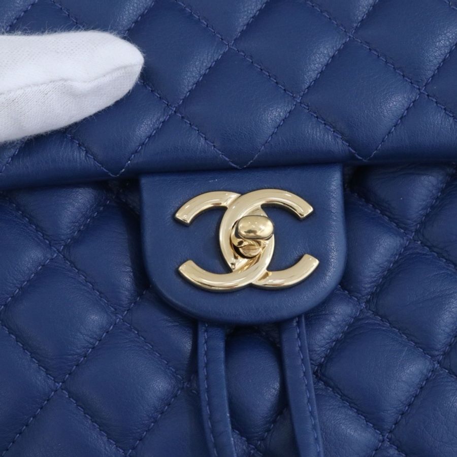 CHANEL香奈兒 薩爾茨堡雙肩包，藍色羊皮金扣，尺寸22.5*24.5*13-5