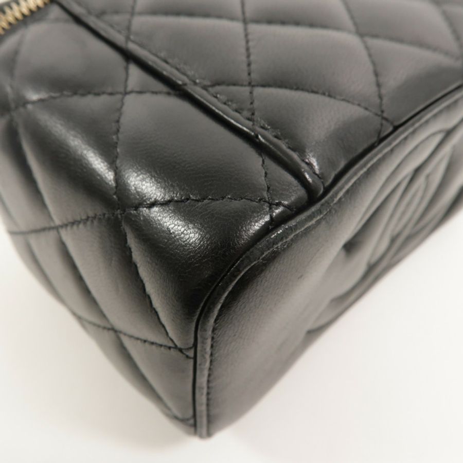 CHANEL 羊皮皮革Vanity Case鏈帶肩背袋-13