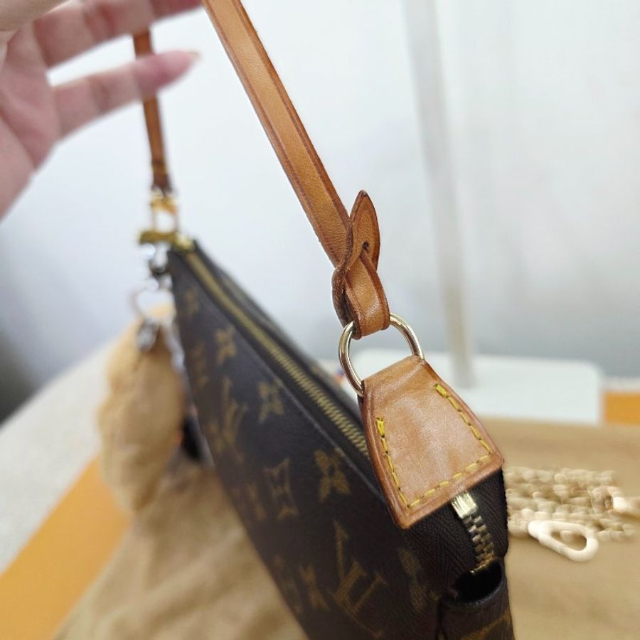 6月我生日亂賣啦   Louis Vuitton原花大款麻將包  手提包/腋下包/斜背包 大手機可入就是好包-42