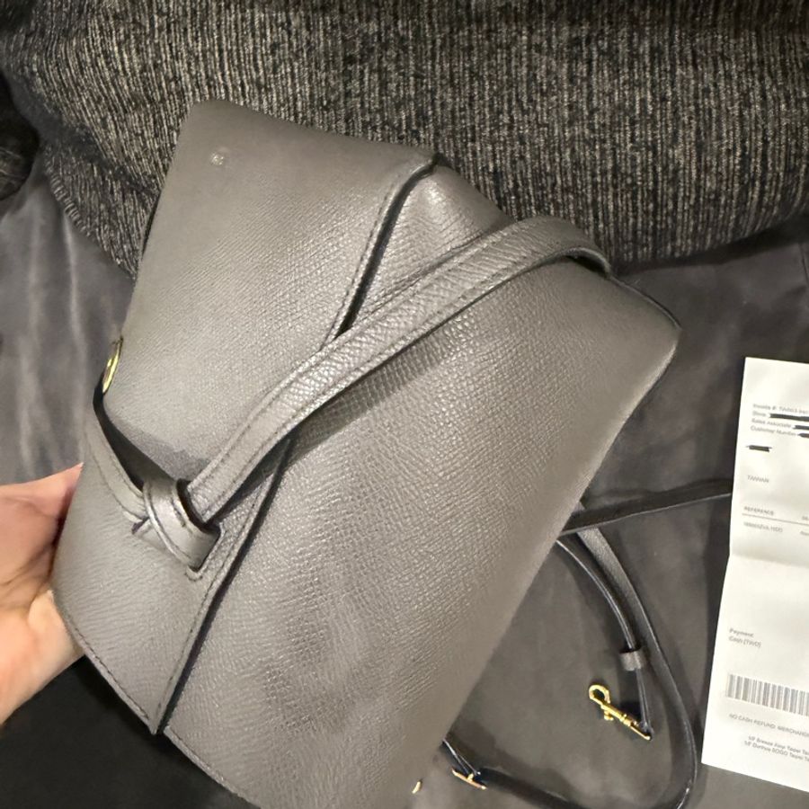 全新🈶購證❤️ celine #鯰魚包 #灰色 #nano #20cm-6