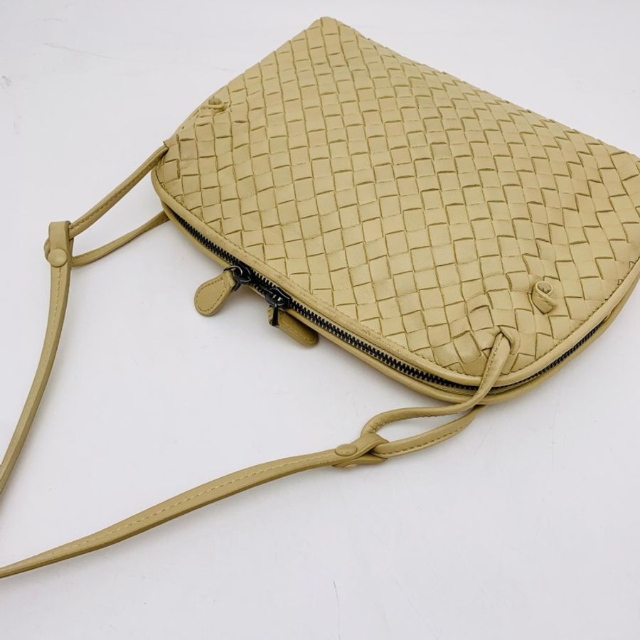 Bottega Veneta (葆蝶家)編織斜挎包 尺寸:28*20*6-4