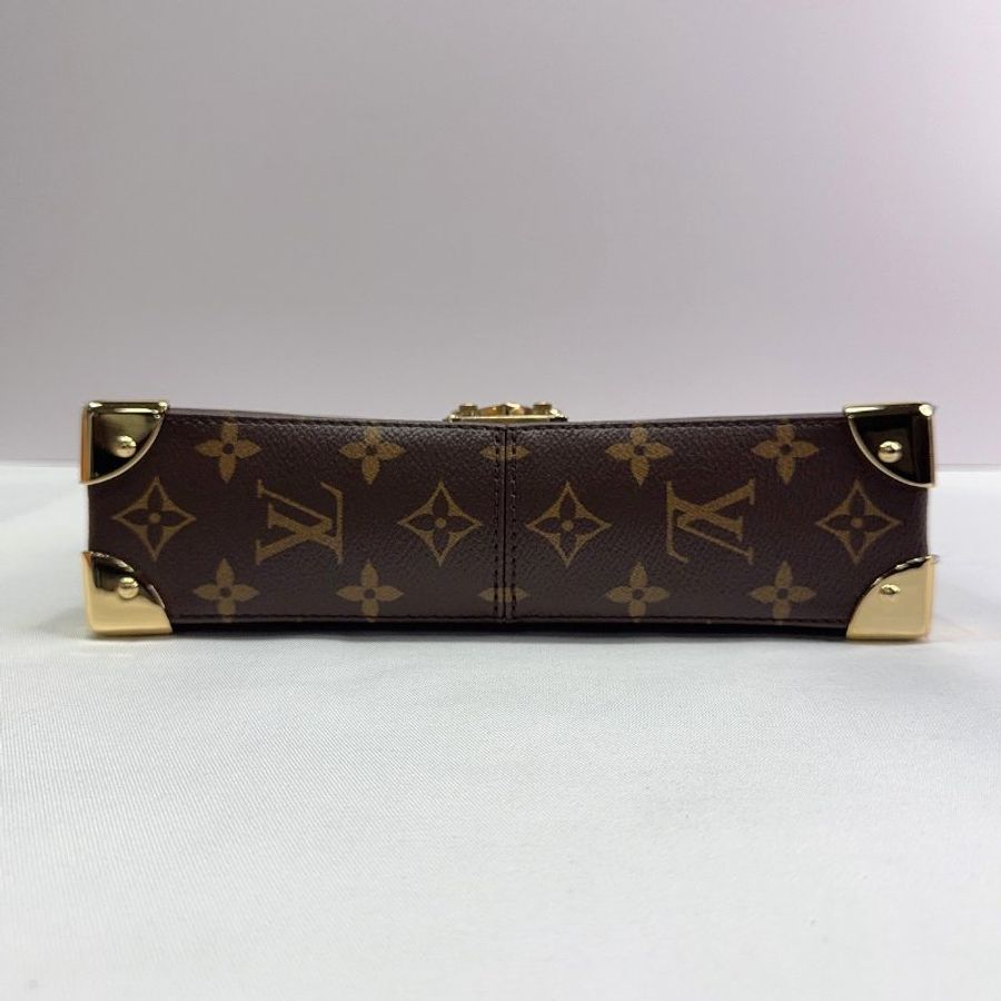 LV Trunkie East West老花鏈帶包-8